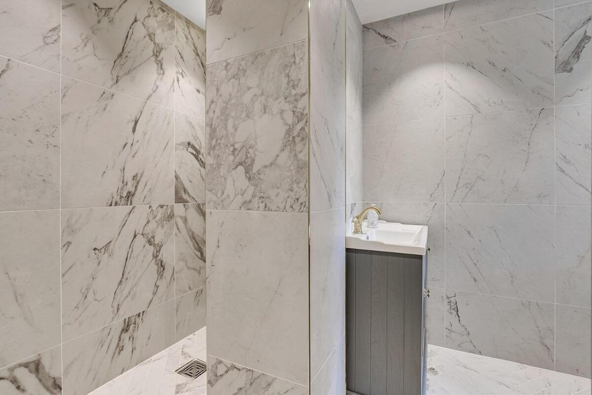 Luxury Kensington Flat - Private Garden - Tube 4 Min Walk Appartamento