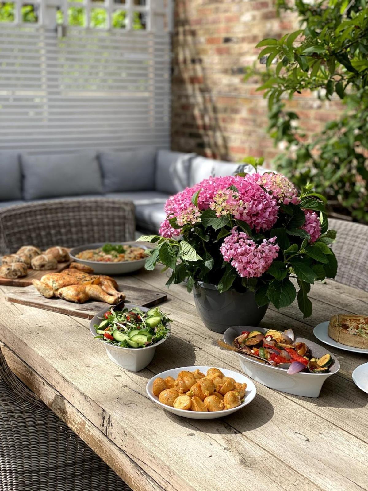 Luxury Kensington Flat - Private Garden - Tube 4 Min Walk Londra